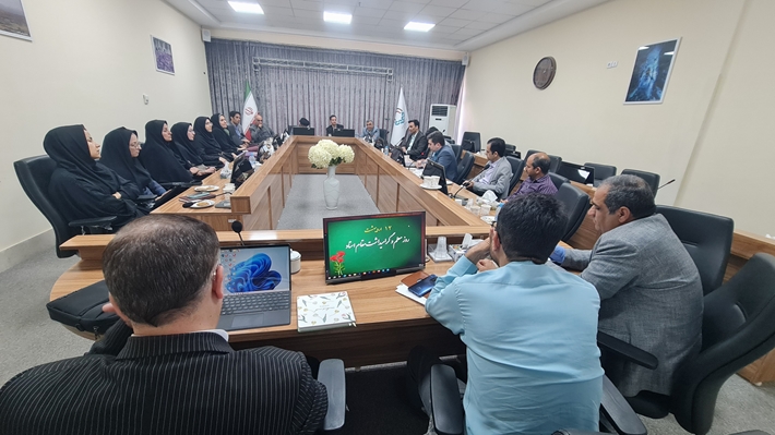 نشست هیات رئیسه دانشگاه گناباد با مدیران گروه های آموزشی برگزار شد.